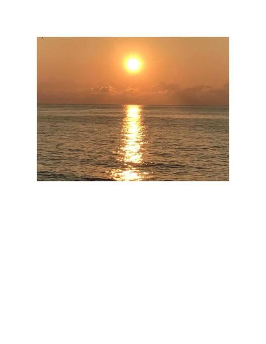 Frente A La Mejor Playa De La Isla: Vista Hermosa *