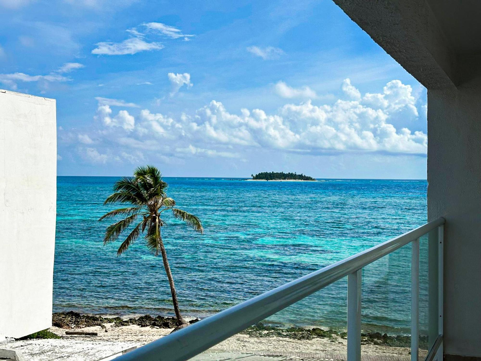 Aparthotel Caribbean Island 3*