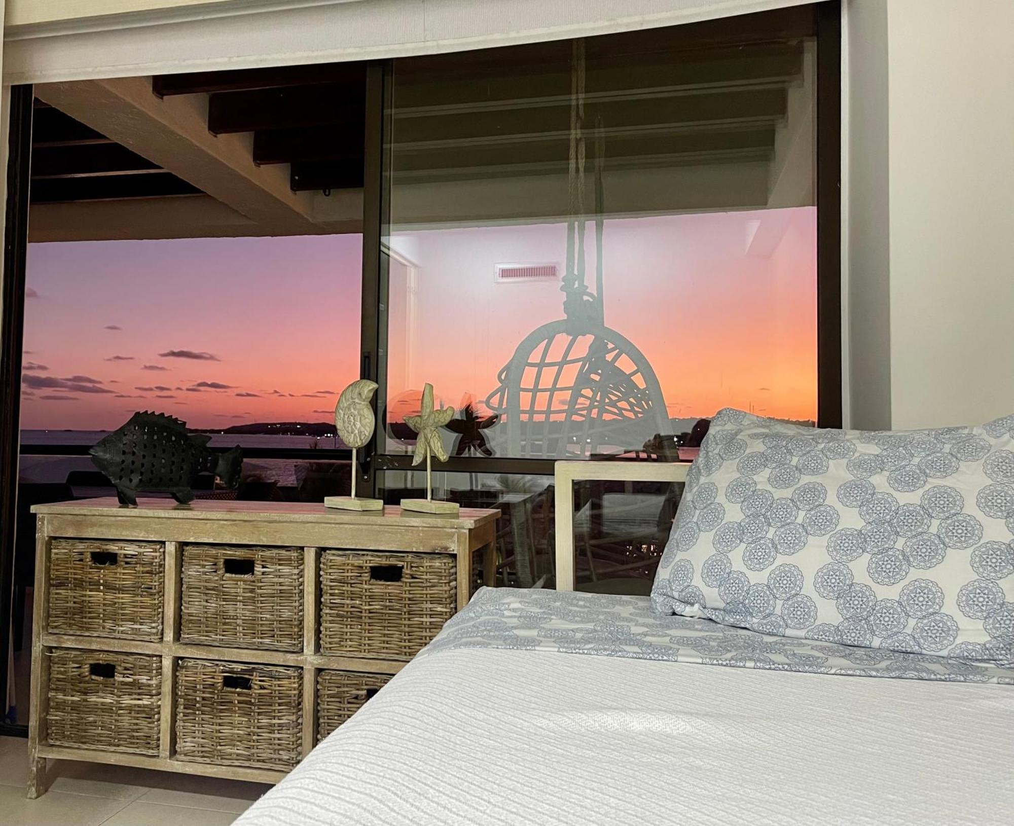 Bay Point- Ocean View By Nidho Apartamento