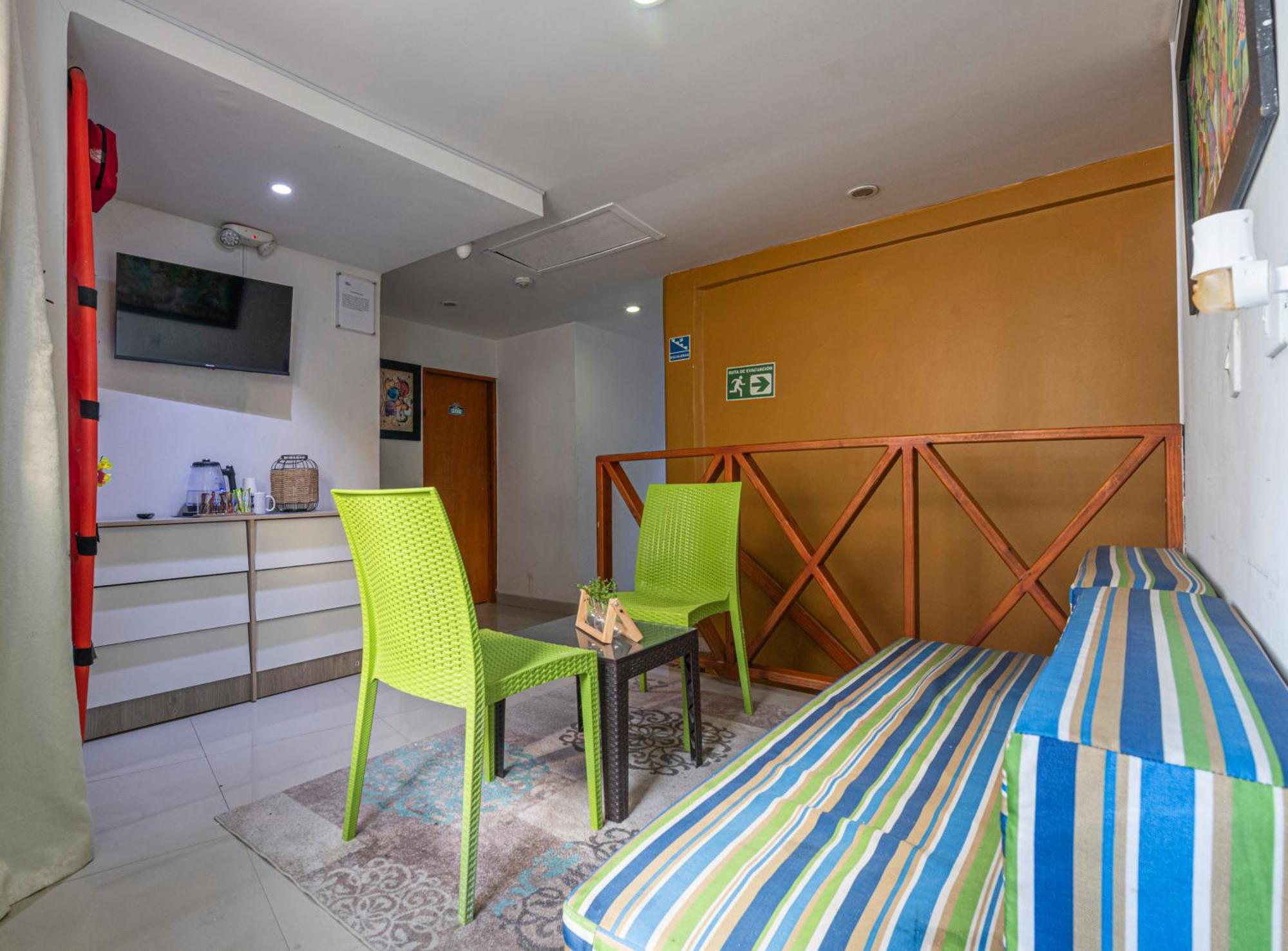 Hotel Sweet Caribbean Airport