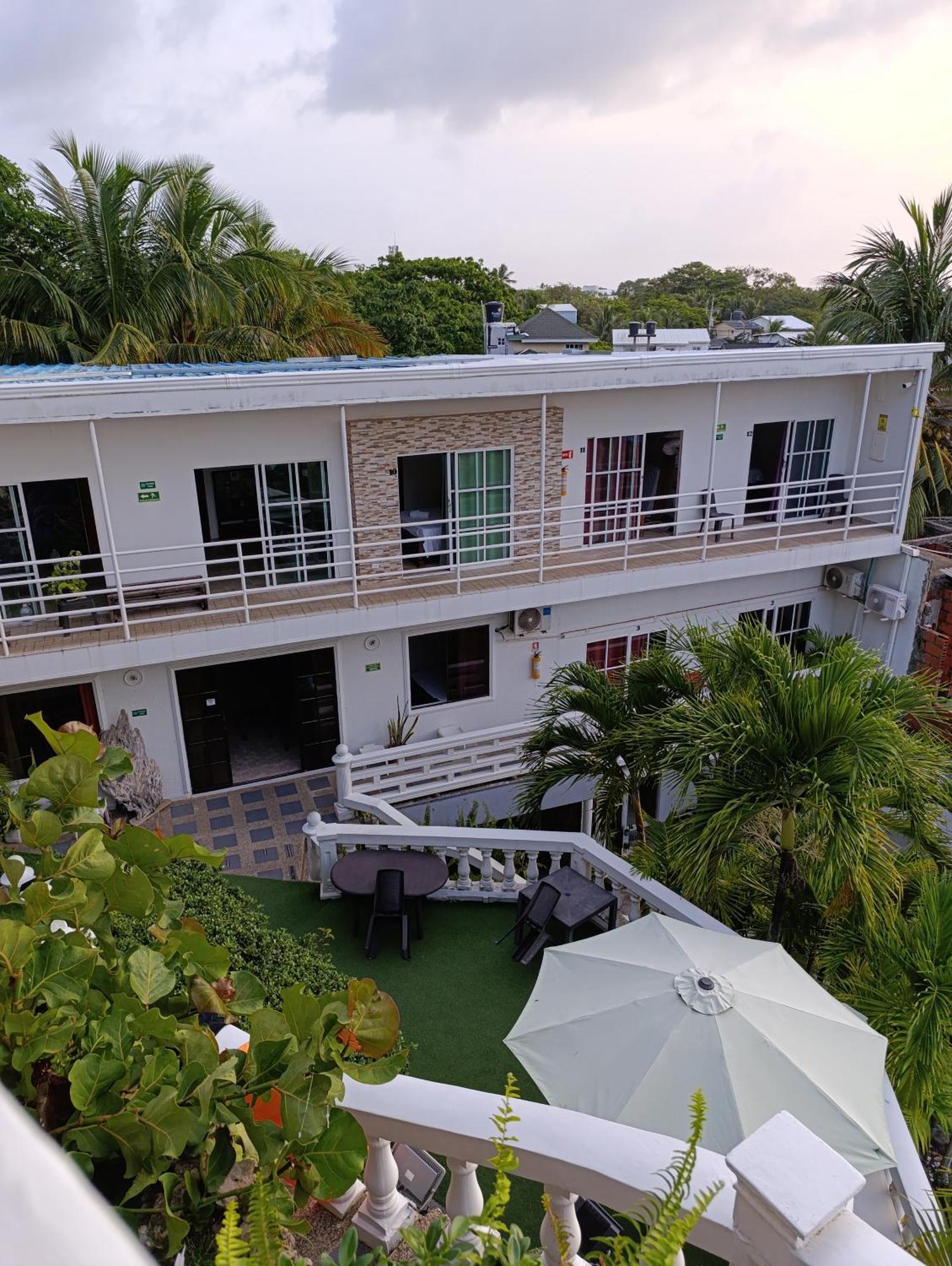 The Rock House Eco (adults Only)