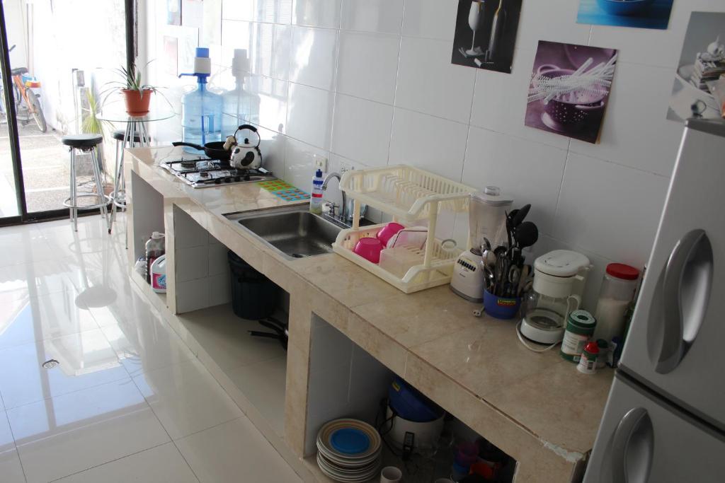Hostel Blue Almond - *