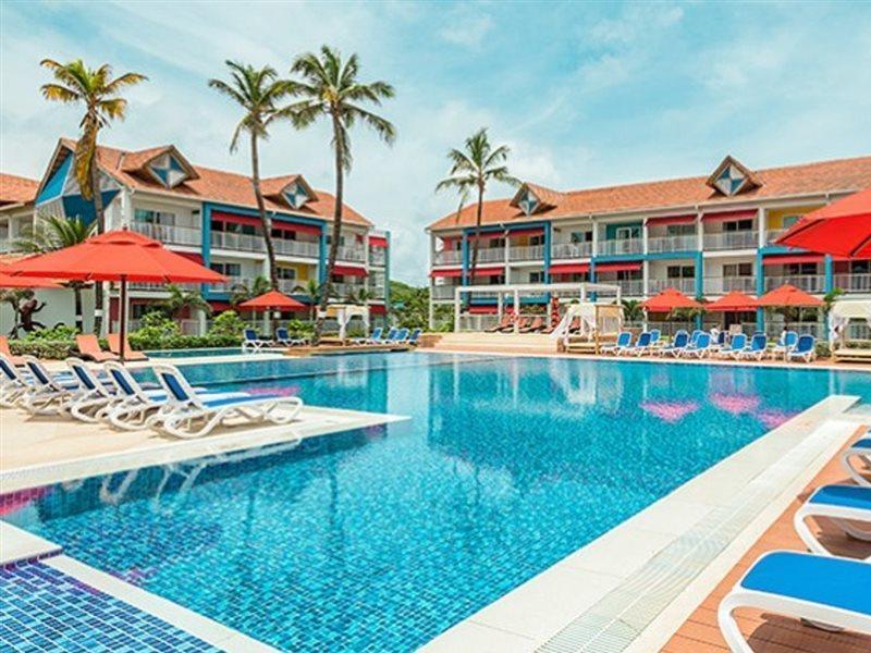 Decameron Isleno Hotel