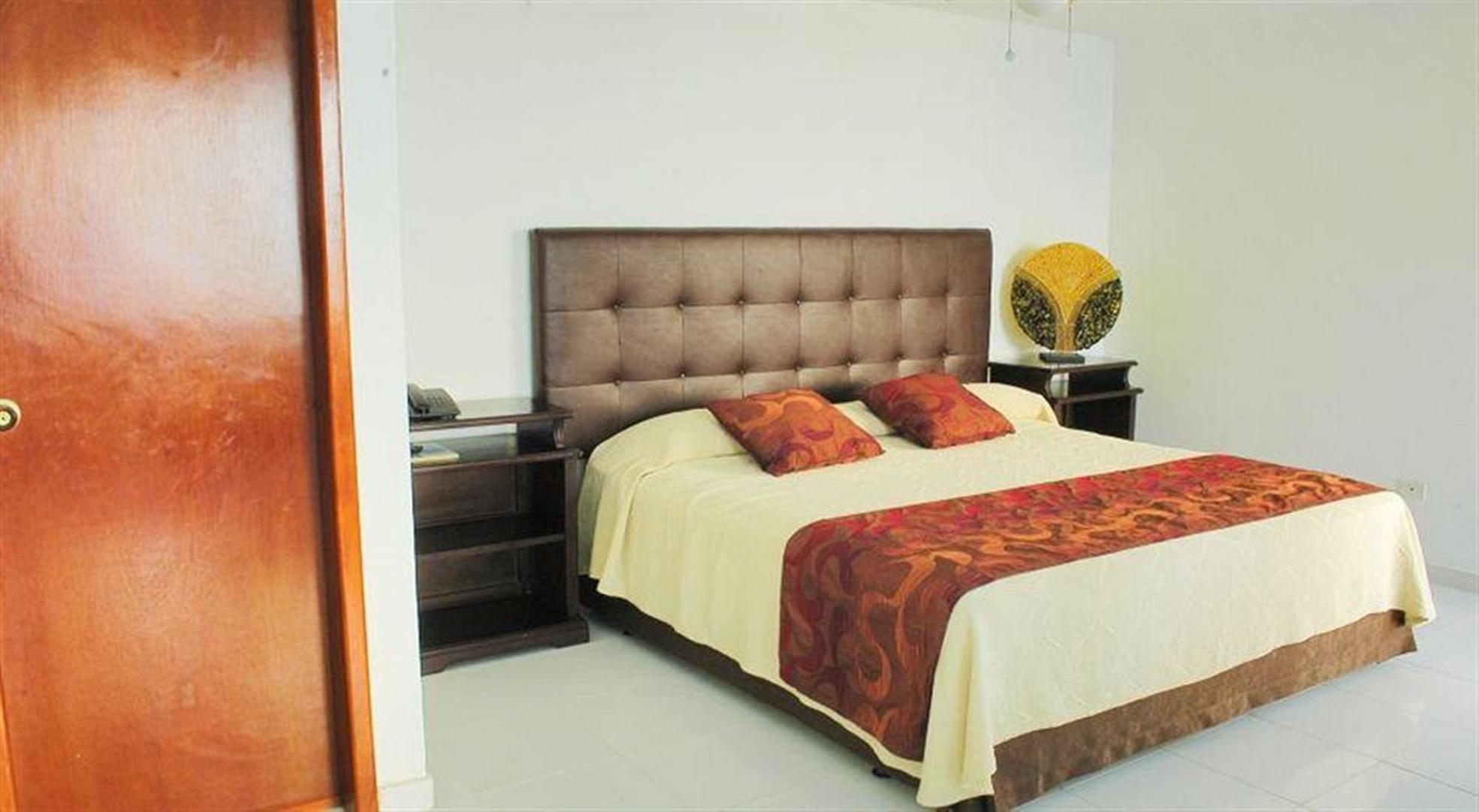 Hotel Calypso 3*