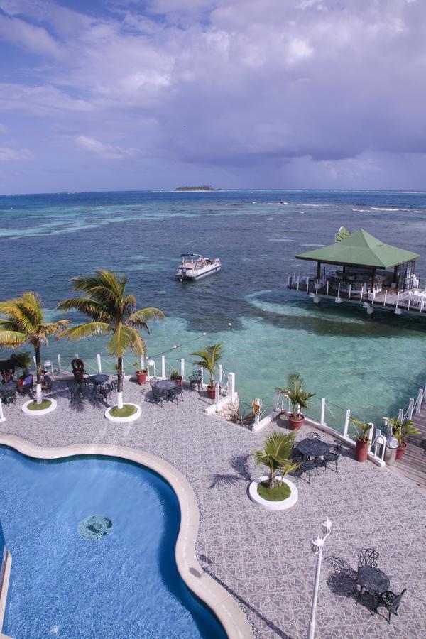Lord Pierre Hotel 3*