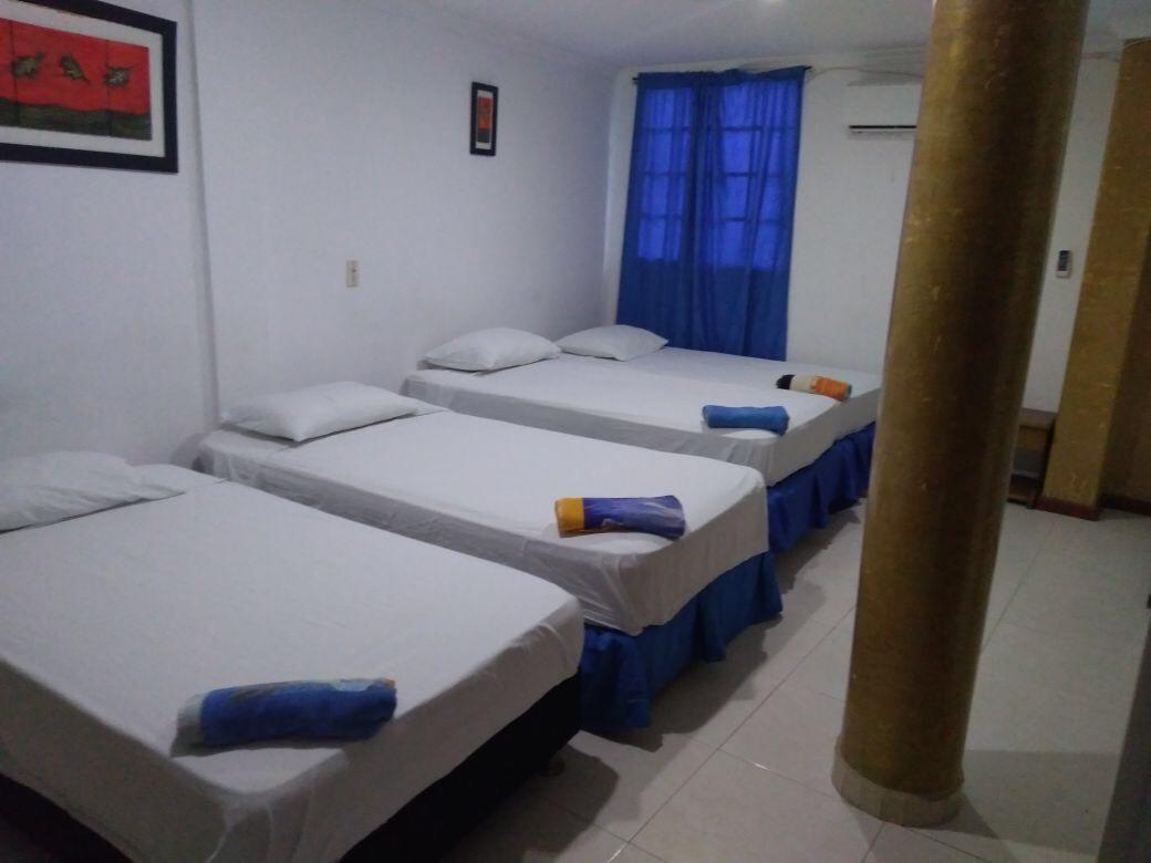 Island House 2*