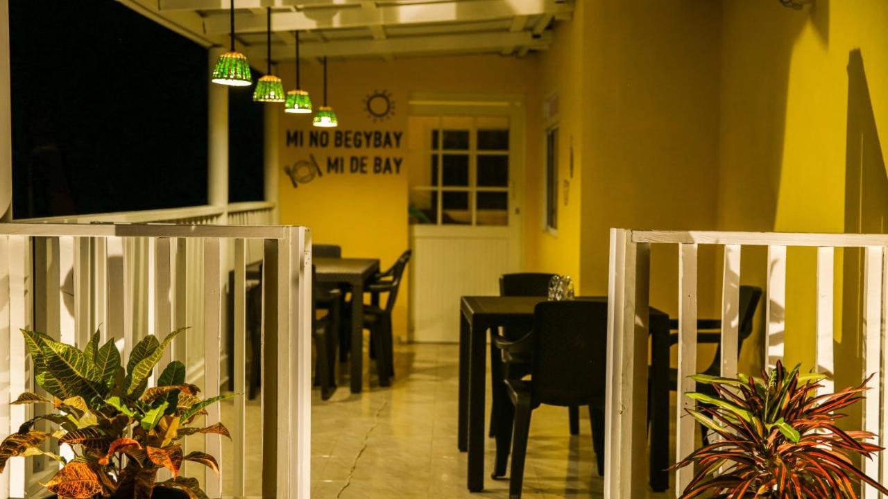 Big V Raizal Hostal