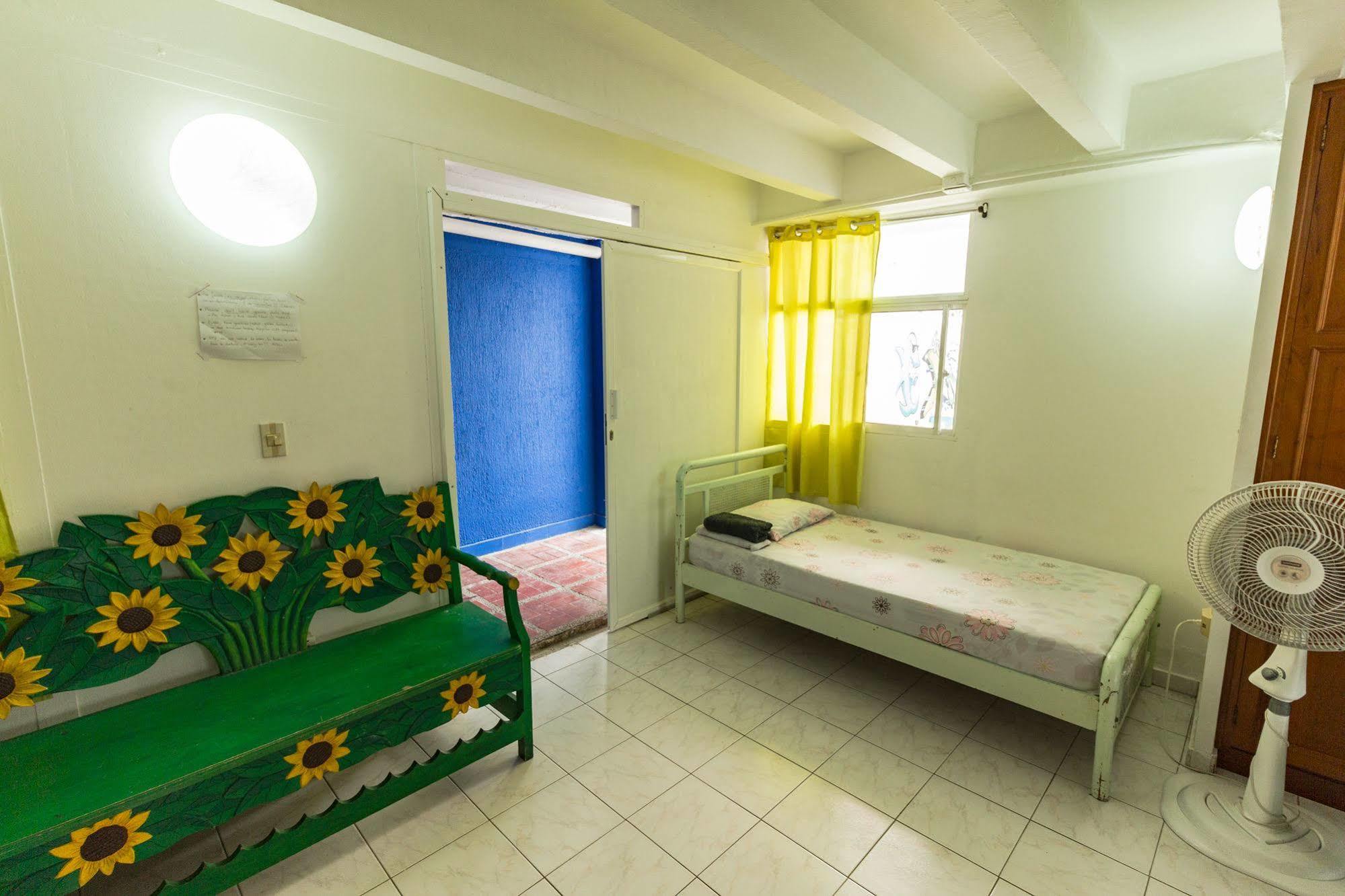 Blue Almond - Hostel San Andres (San Andres and Providencia Islands)