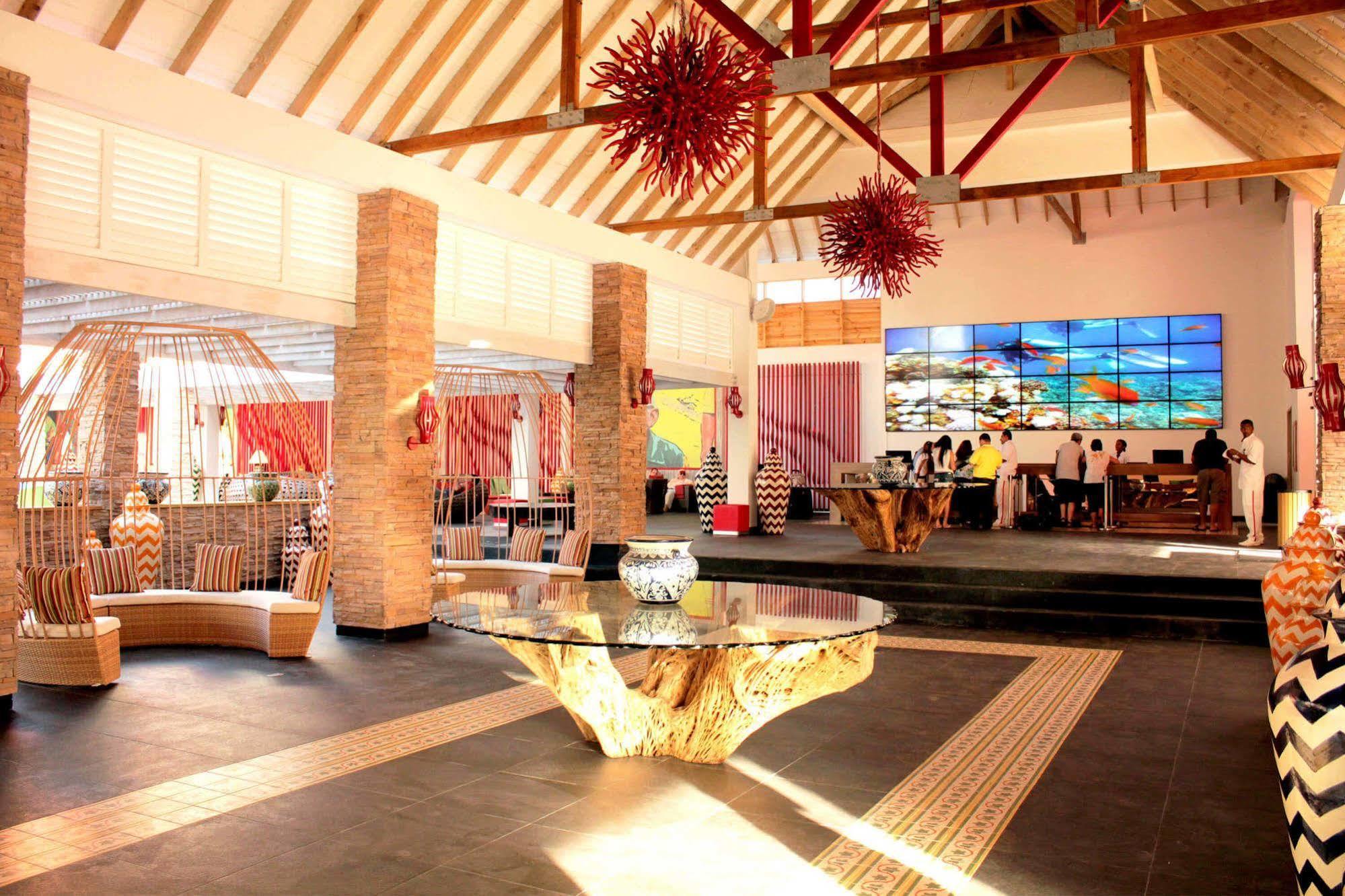 Decameron Isleno 4*