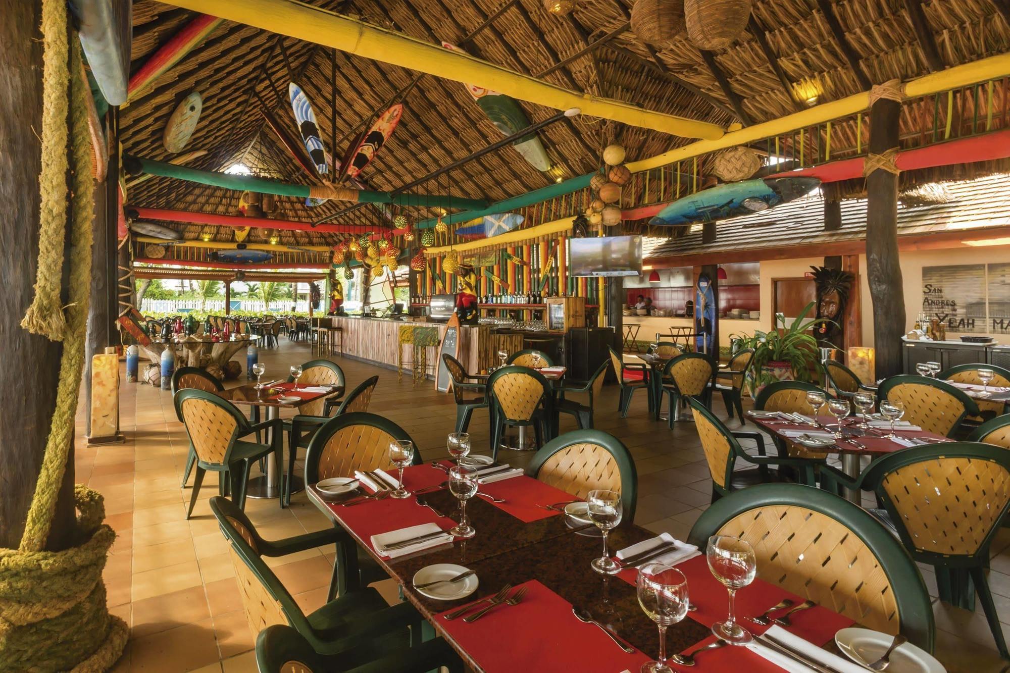 Hotel Decameron Isleno