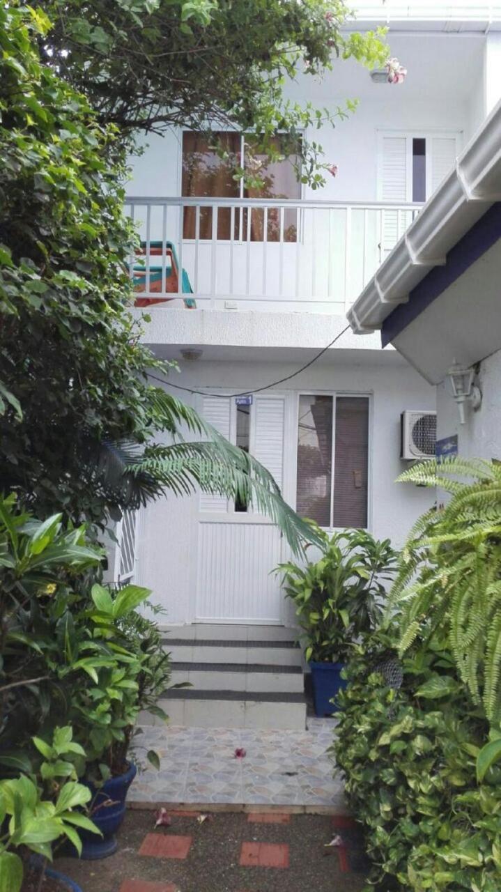 Vianova's Place Nativa Inn *
