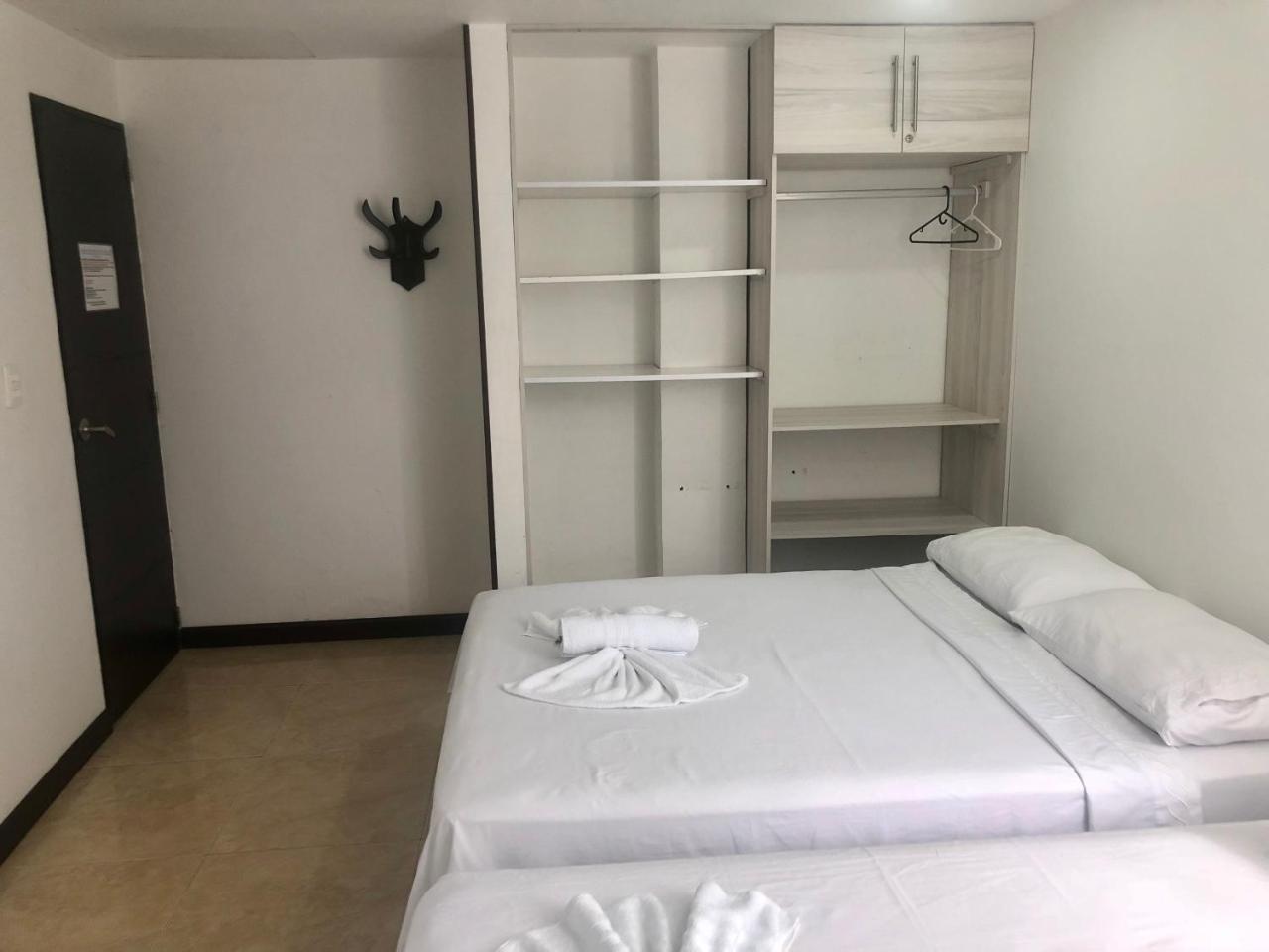 Martinez Guest house 2*