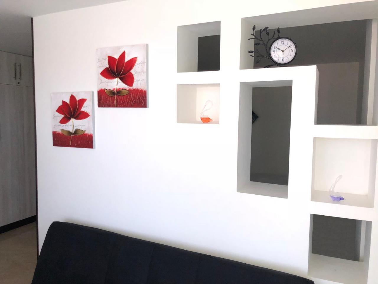 Guest house Martinez 2*