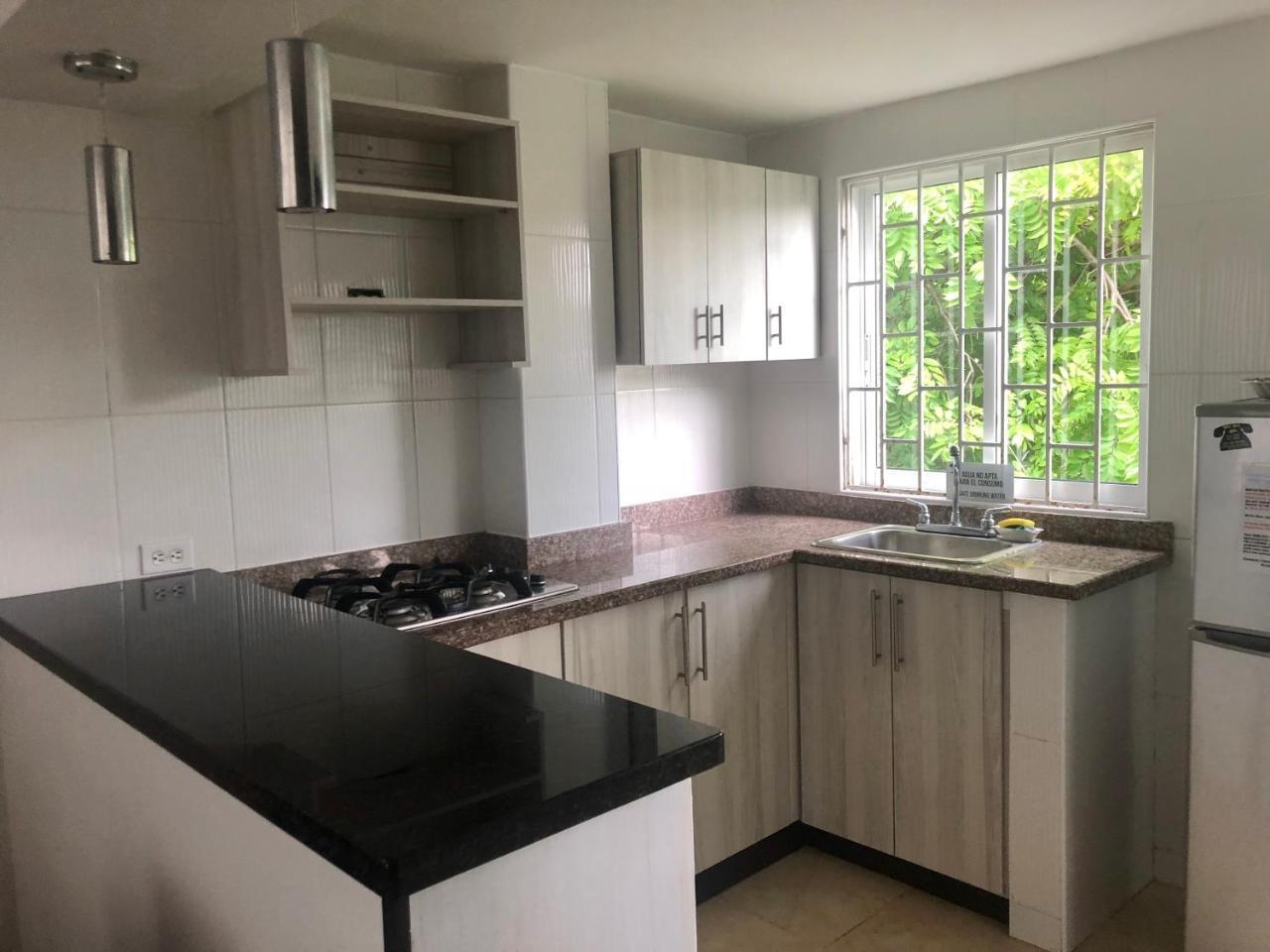Guest house Martinez