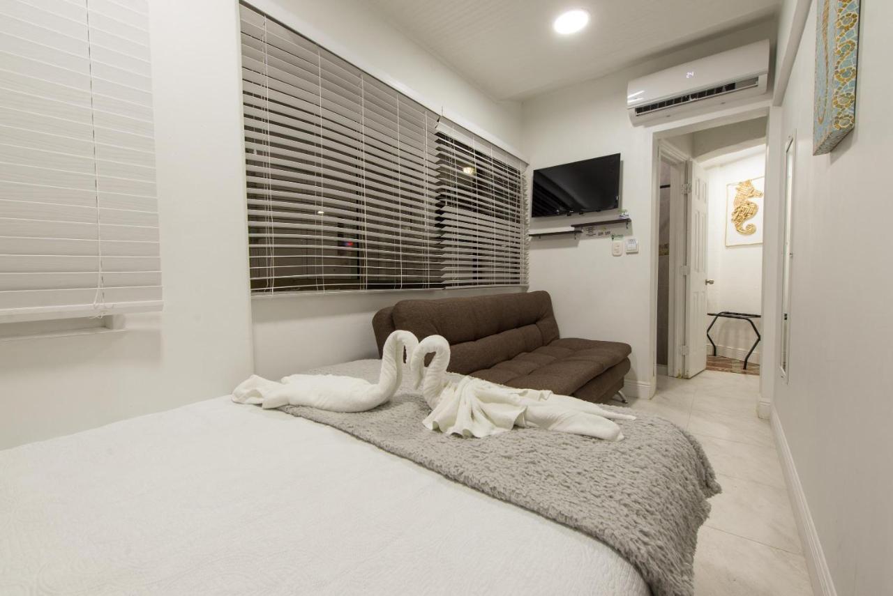 Hotel Lunas
