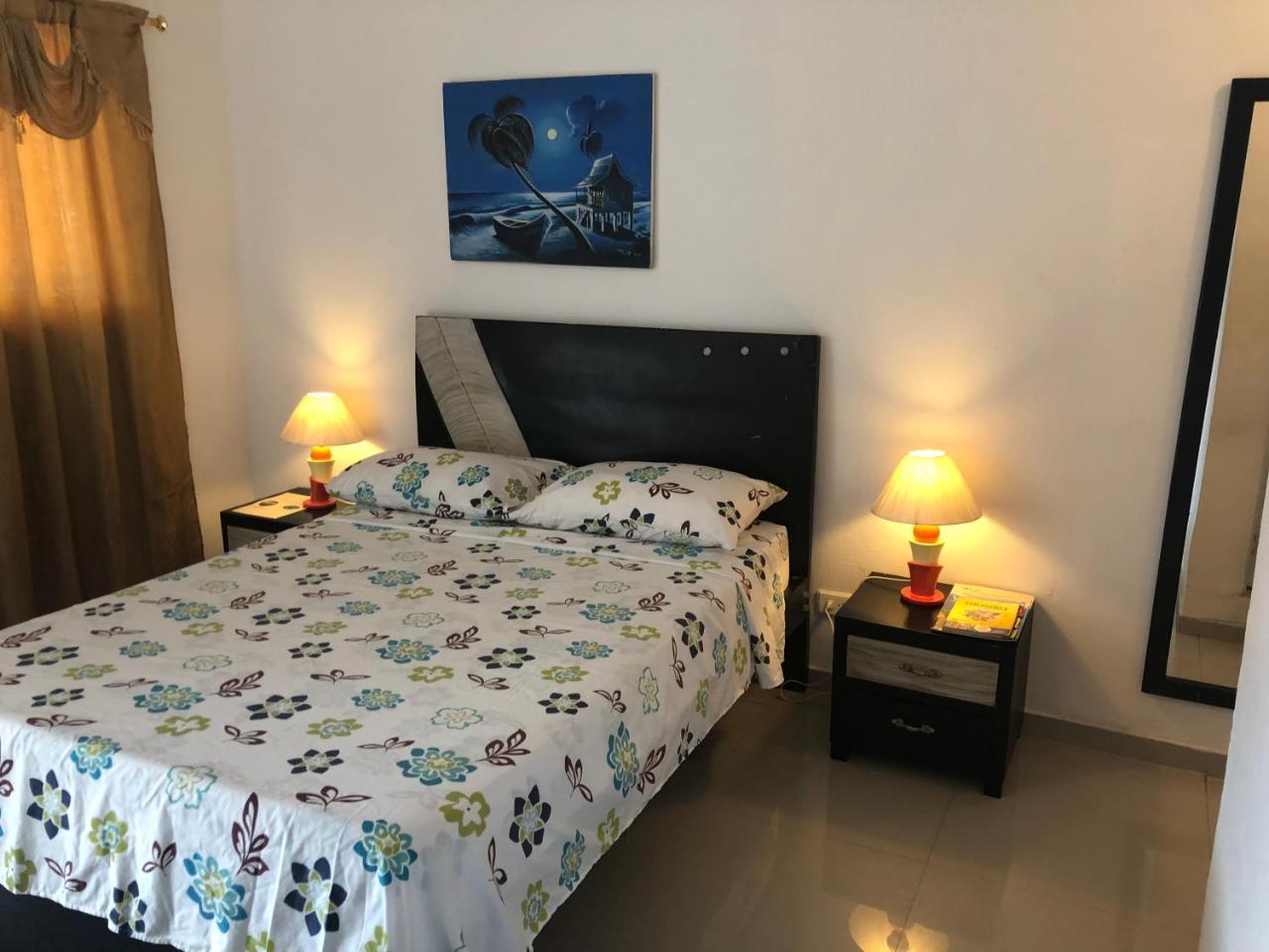 Limsor Apartahotel 2*