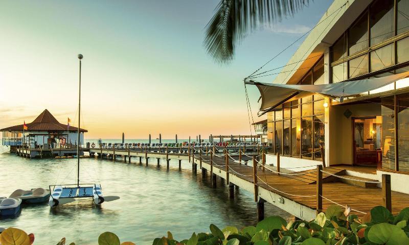 Decameron Aquarium