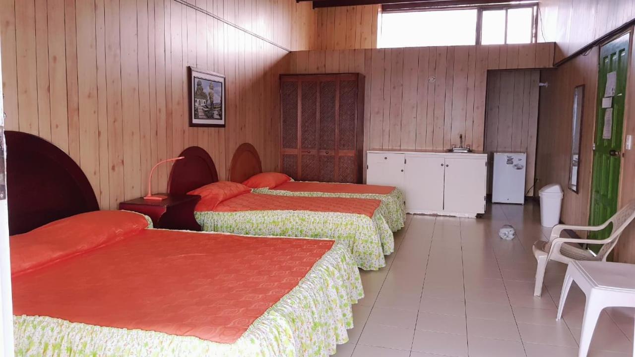 Apartahotel Tres Casitas 3*