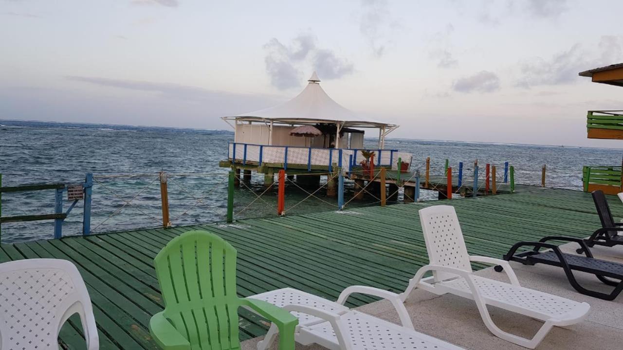 Hotel Apartahotel Tres Casitas San Andres (San Andres and Providencia Islands)
