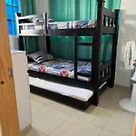 Russ Apartment Diagonal Comando