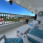 Sarie Bay Loft