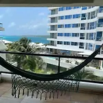 Bay Point Apartamentos Frente Al Mar