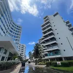 Bay Point Apartamentos Frente Al Mar
