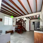 Connolly\'S Apartments