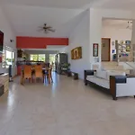 La Villana House