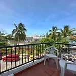 Condo Punta Hansa