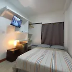 Confortable Y Central Habitacion A 1 Cuadra De La Playa Unisanandres 9A