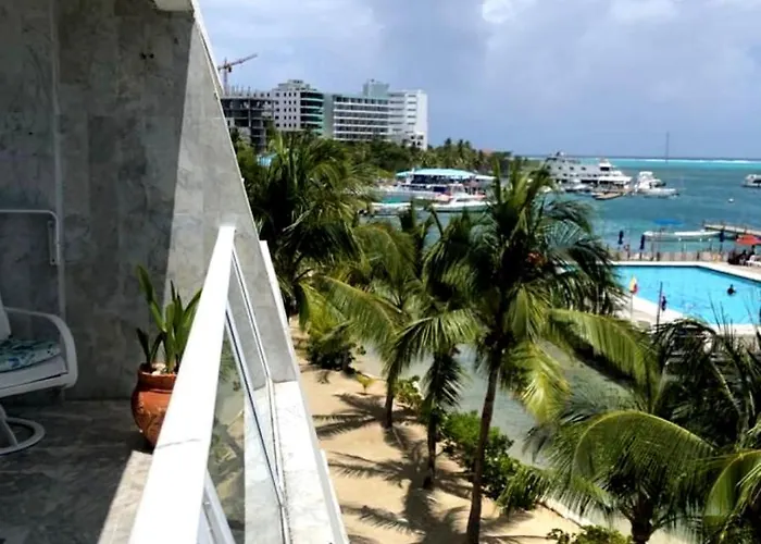 Apartamento en Torres del Sun Rise San Andrés con Piscina y Playa Privada