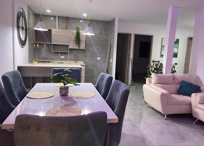 Danisha\'S Place Vip