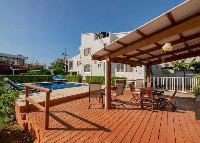 La Villana House