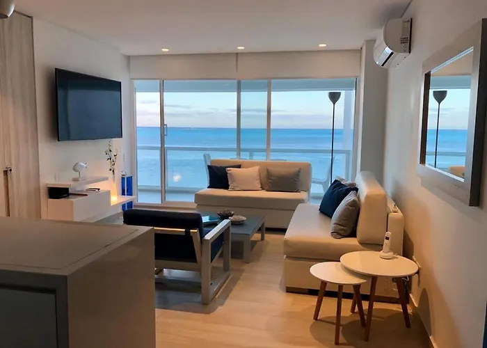 Paradiseapt, Private Beach