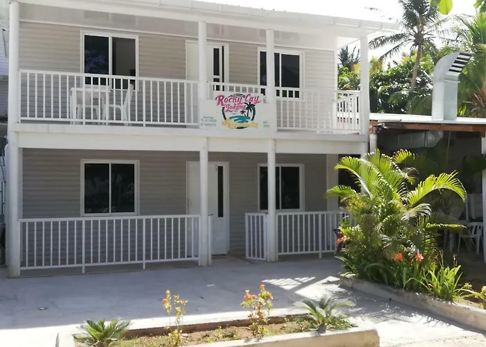 Rocky Cay Lodging