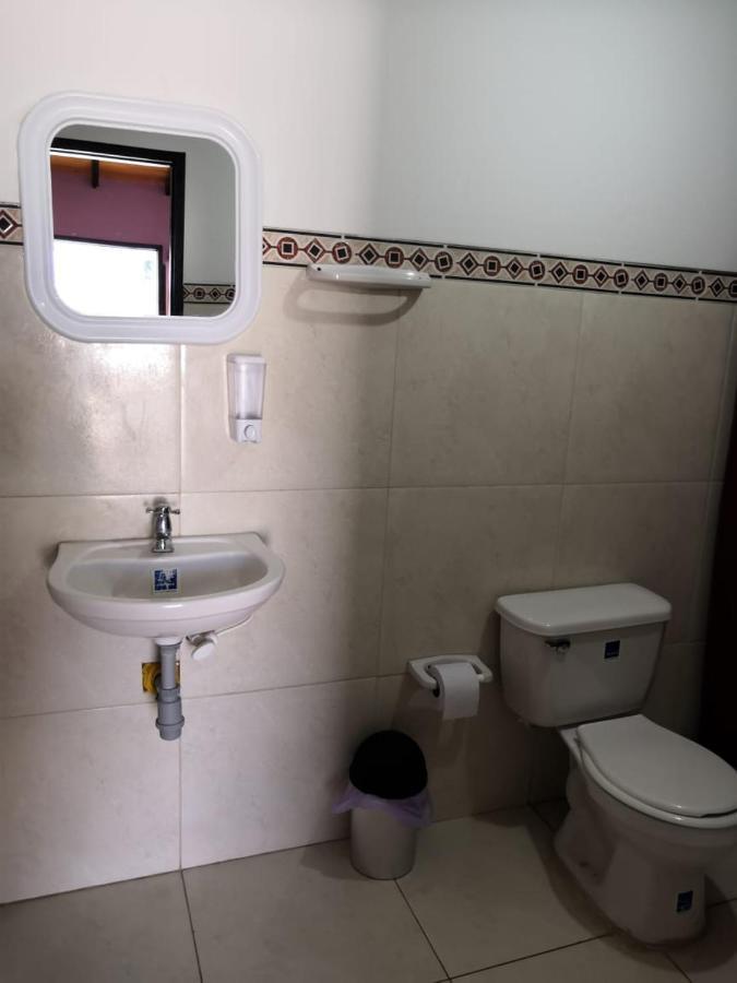 Pensión Alojamiento Frente Al Aeropuerto San Andrés