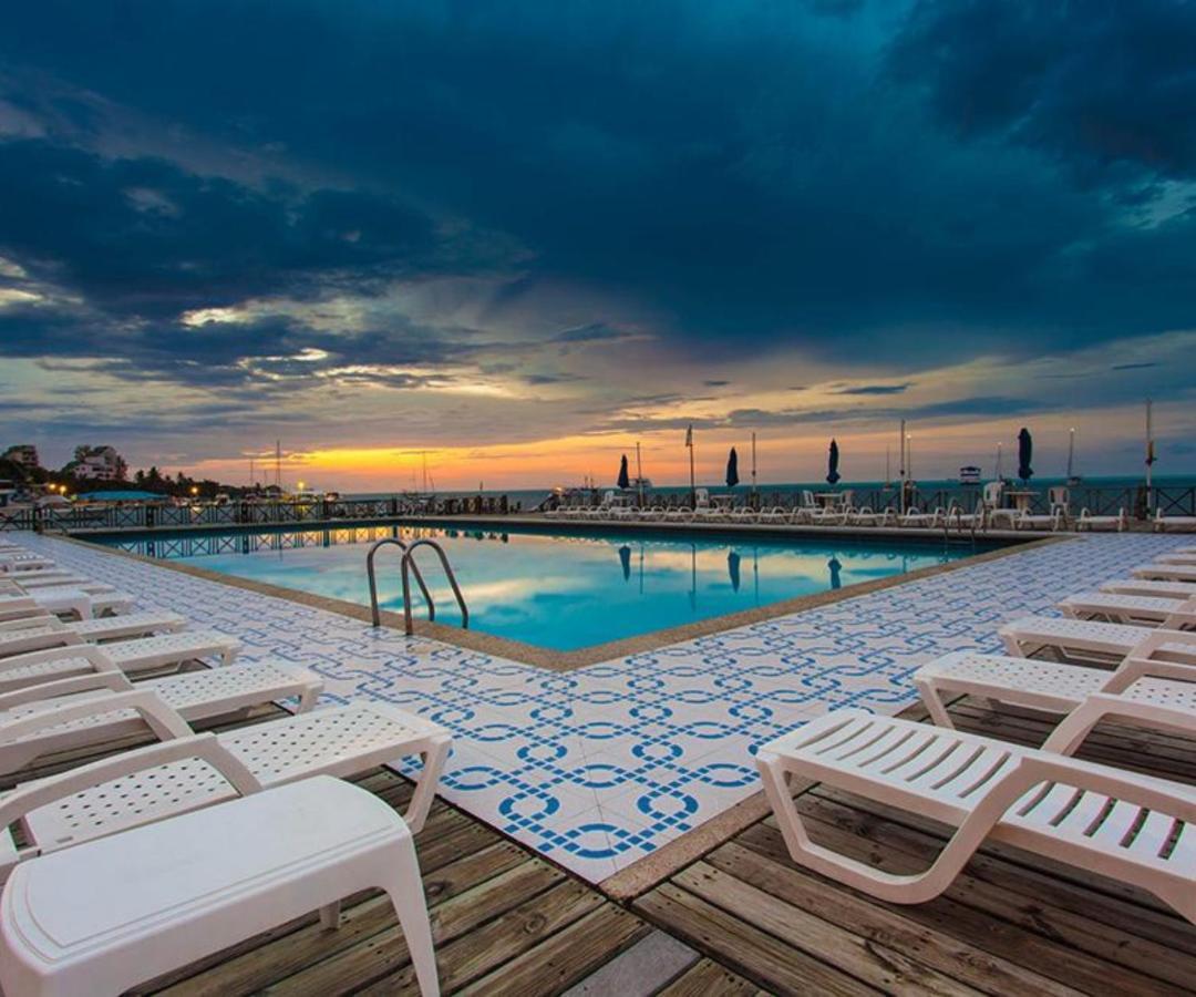 Apartamento En Torres Del Sun Rise Con Piscina Y Playa Privada San Andrés
