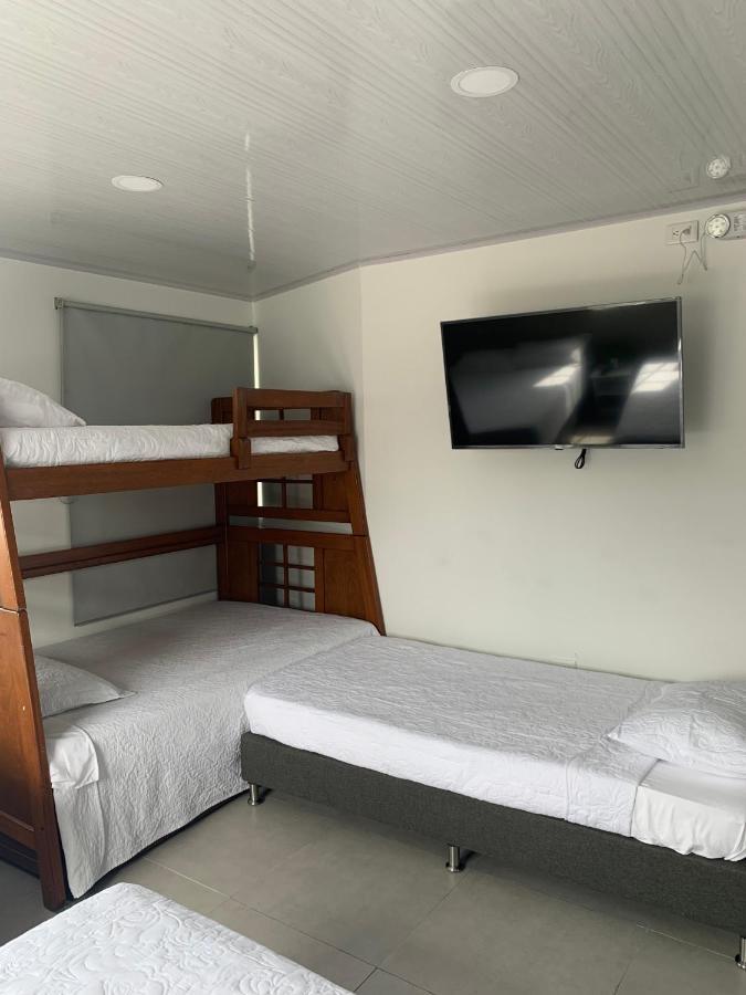 Summer Breeze Inn