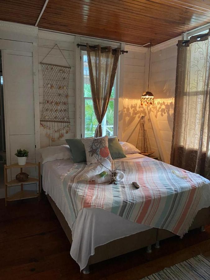 Islander House On Rocky Cay *