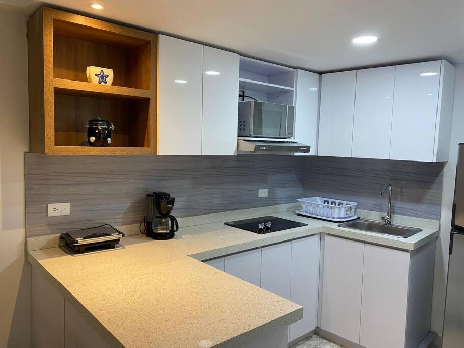 Hermoso Recién Remodelado Zona * San Andrés