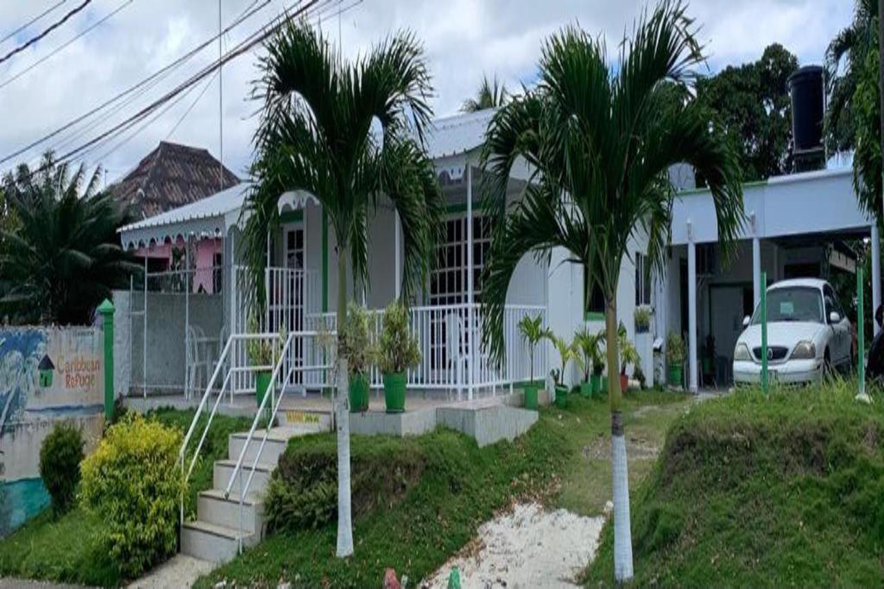 Caribbean Refuge Inn San Andrés