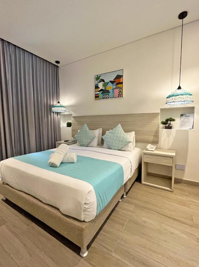 Hotel Azure Lofts & Pool