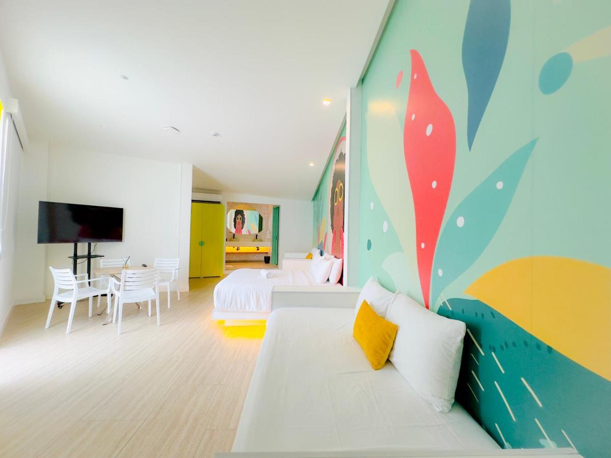 Nomadic Design *