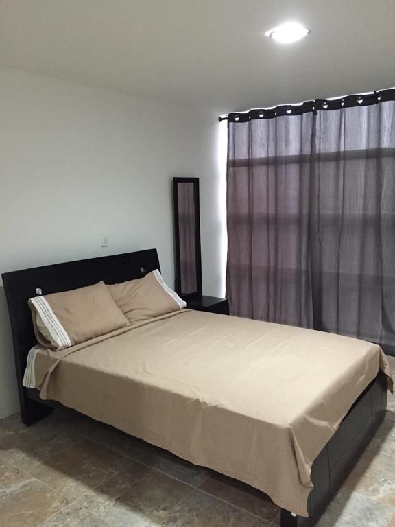 Hostal Central Beach Hotel