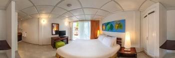 Decameron Delfines Resort 3*