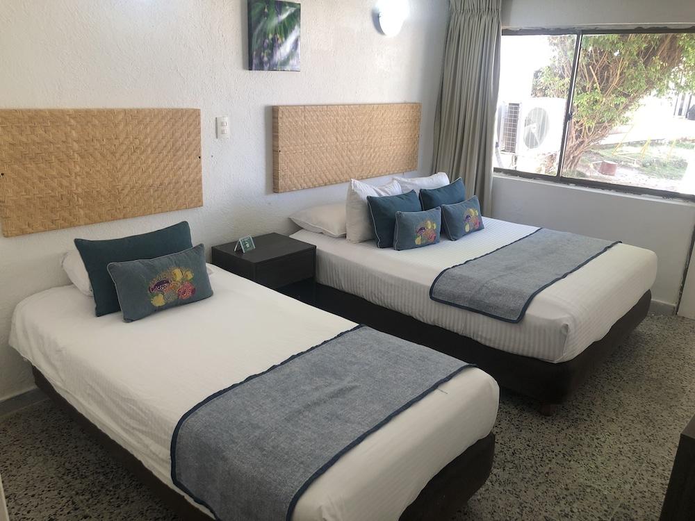 Hotel On Vacation Blue Reef 3*