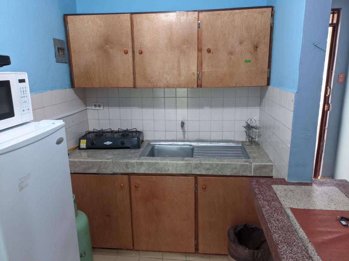 Breadfruit Apartamento *