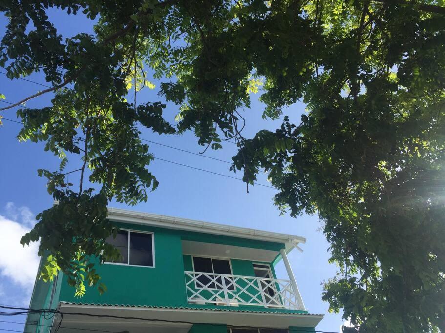 Donde Mathy's #1 Apto Turistico Sarie Bay *