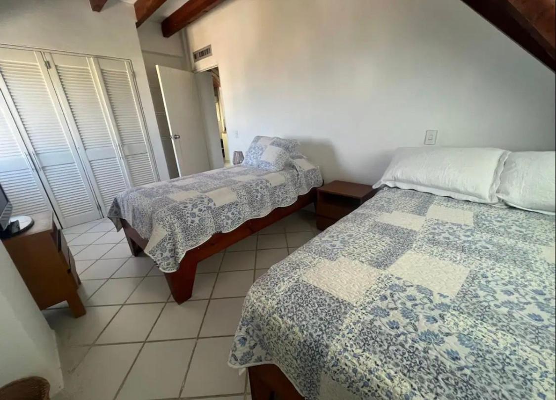 Apartamento Bay Point Frente Al Mar